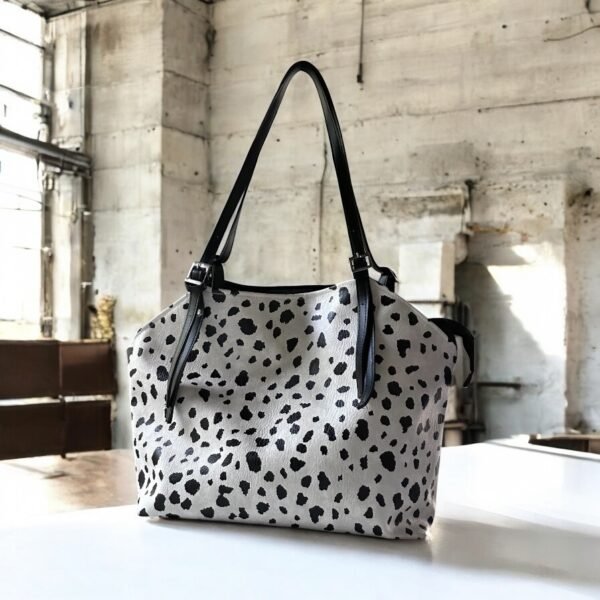 White GN Shoulder Bag